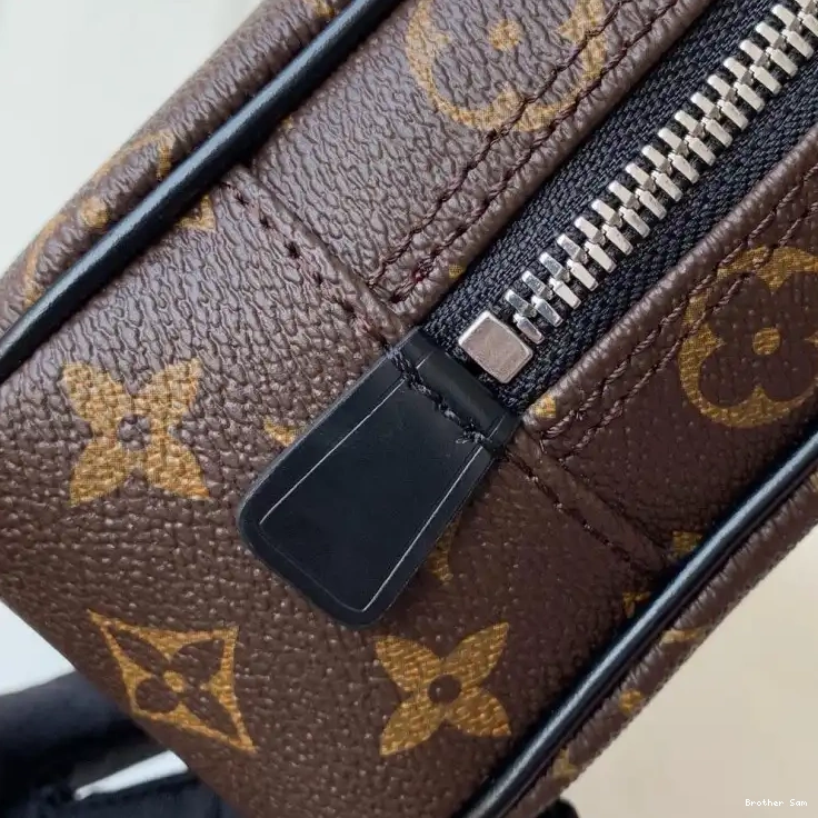 Brother Sam Yupoo Bags 19B5790076 LV 0415